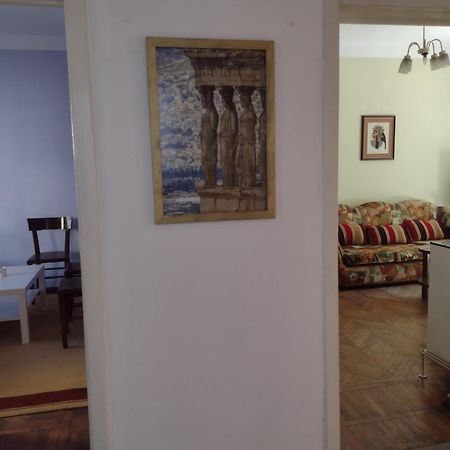Era Echoes - Preserved Historical Apartment ティラナ エクステリア 写真