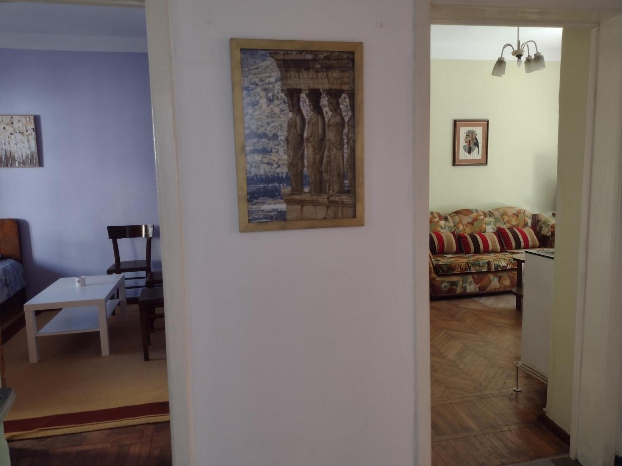 Era Echoes - Preserved Historical Apartment ティラナ エクステリア 写真